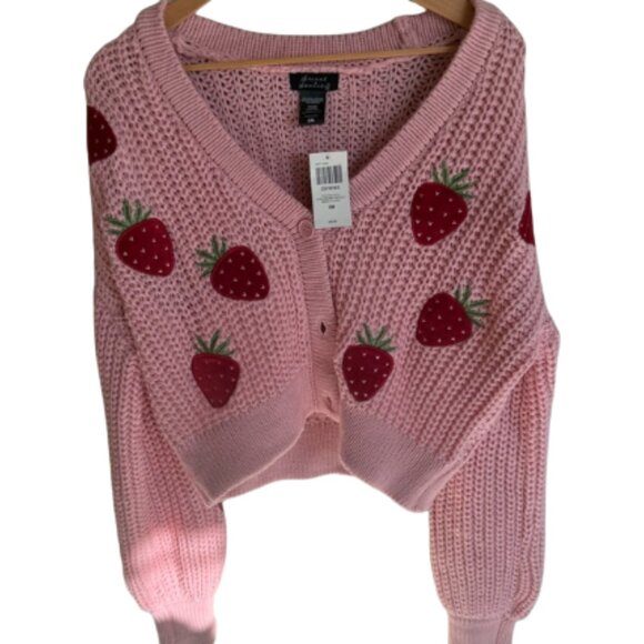NWT Sweet Society Red Velvet Strawberries Knit Cardigan Size Small - Picture 1 of 7